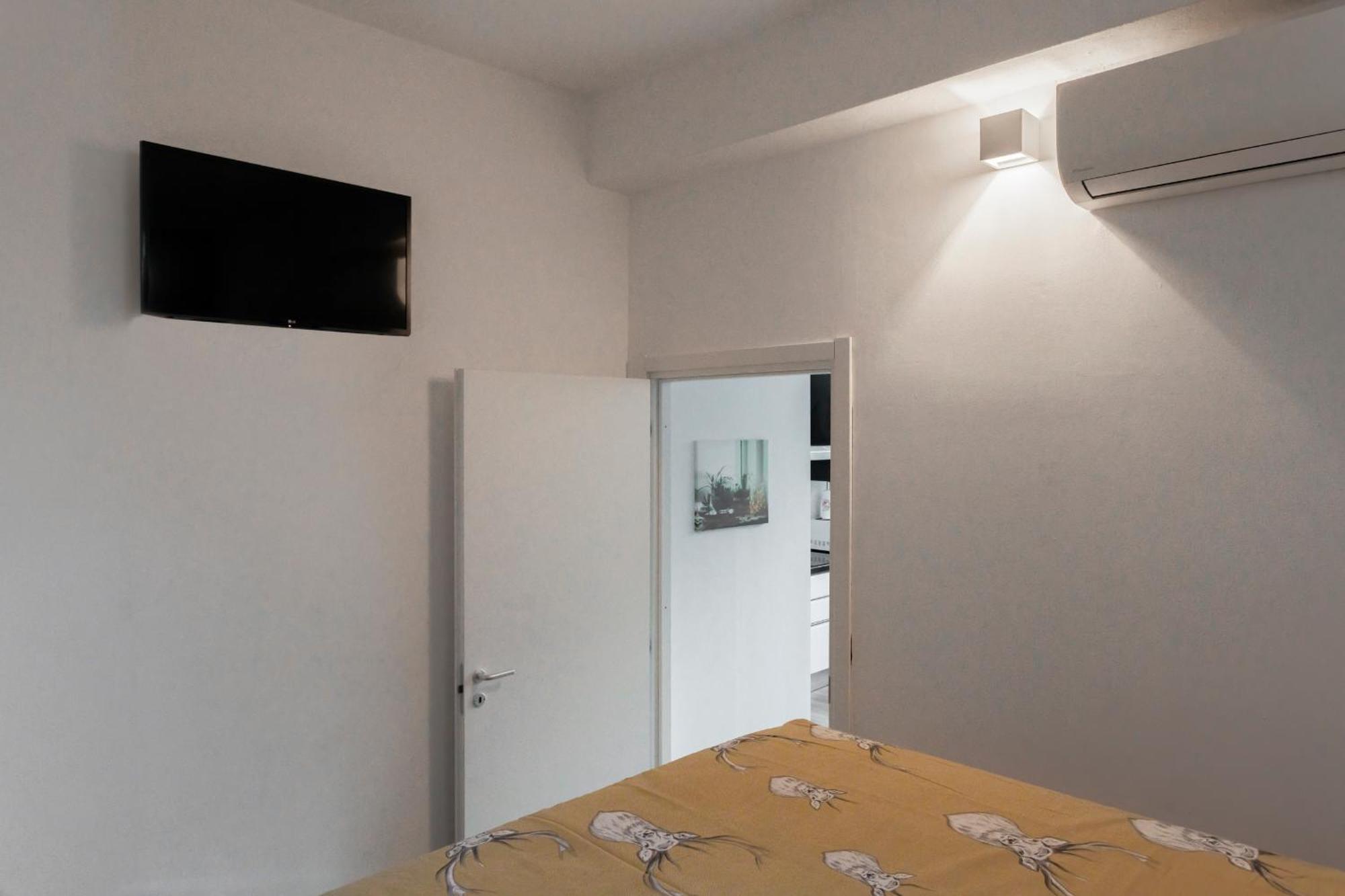Elegant Sweet Home Suite - Milan, 15 Minute Duomo Exterior foto